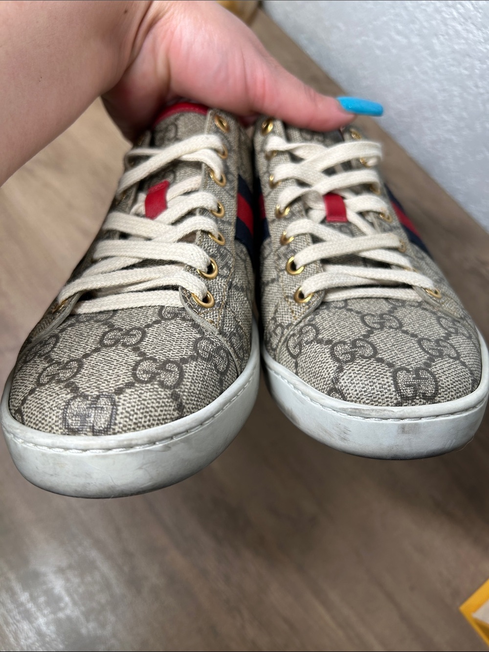 Gucci Beige GG Supreme Canvas Sneakers with Red & Navy Web - Picture 7 of 8